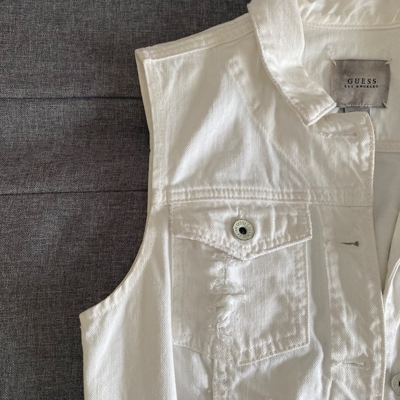 Guess Distressed White Denim Vest - Picture 4 of 12